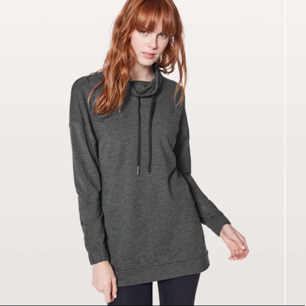 Lululemon Twisted and Tucked Long Sleeve Sweatshirt